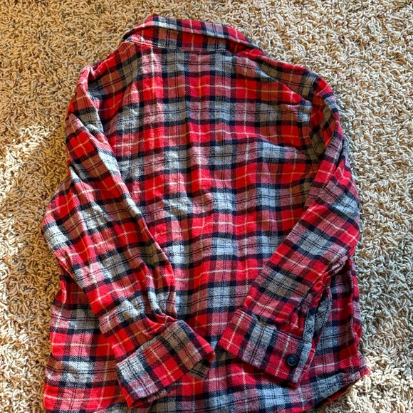 Old Navy Red and Gray Plaid Kids Button Down Shirt - Size 5T​ - Picture 3 of 4